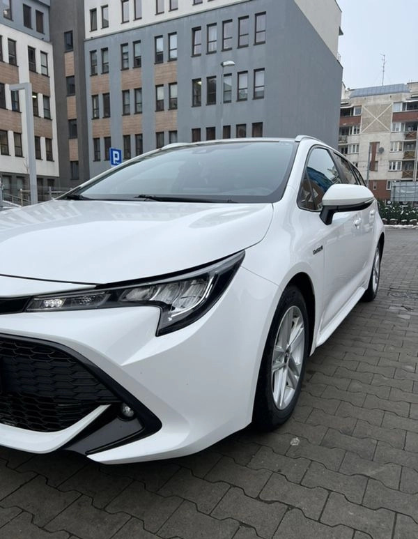 Toyota Corolla cena 75000 przebieg: 178000, rok produkcji 2019 z Wrocław małe 92